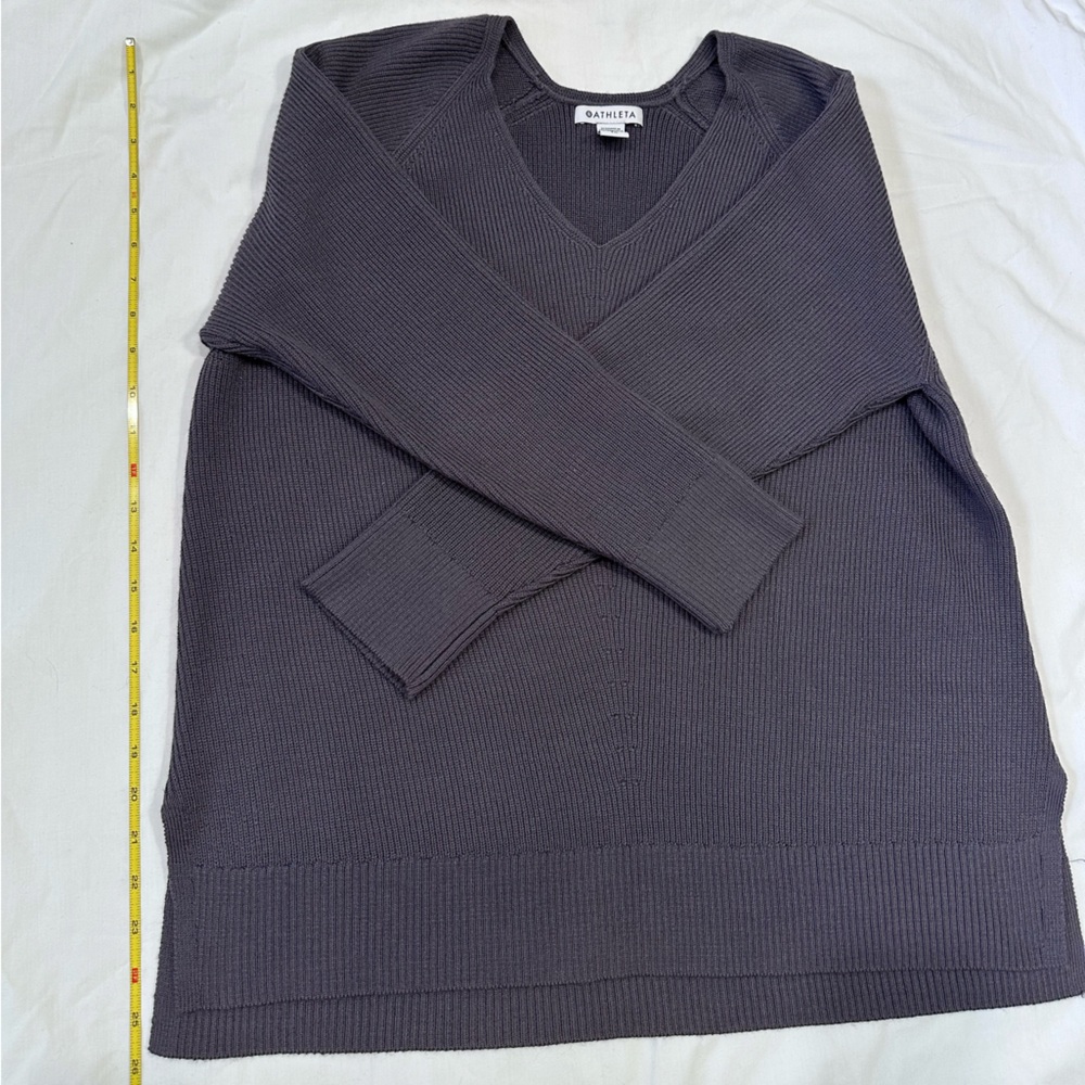 Athleta Women's XL Hanover Refined V Neck Sweater Merino Wool Blend Purple - Picture 5 of 5